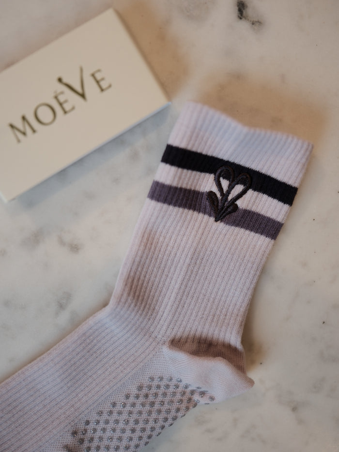 Pilates Grip Socks - Ube Purple | MOÉVE